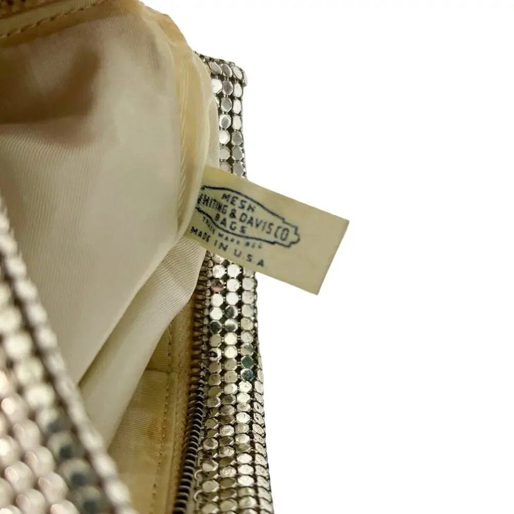 Vintage 1970s Whiting & Davis Metal Mesh Clutch Silver
